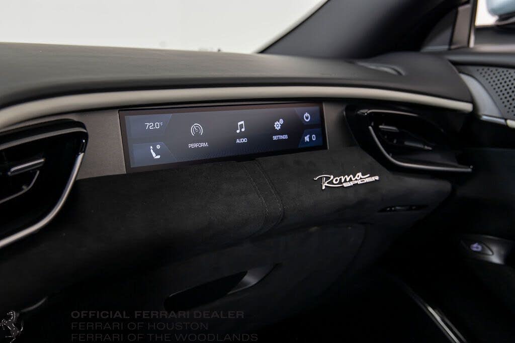 2024 Ferrari Roma Spider RWD photo 14