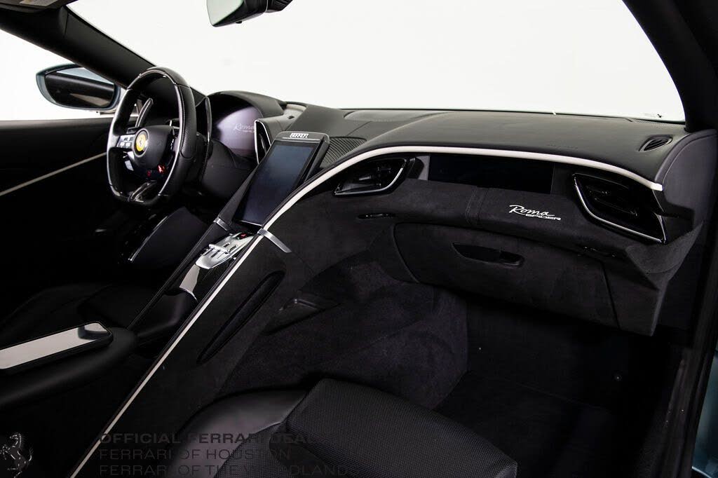 2024 Ferrari Roma Spider RWD photo 16