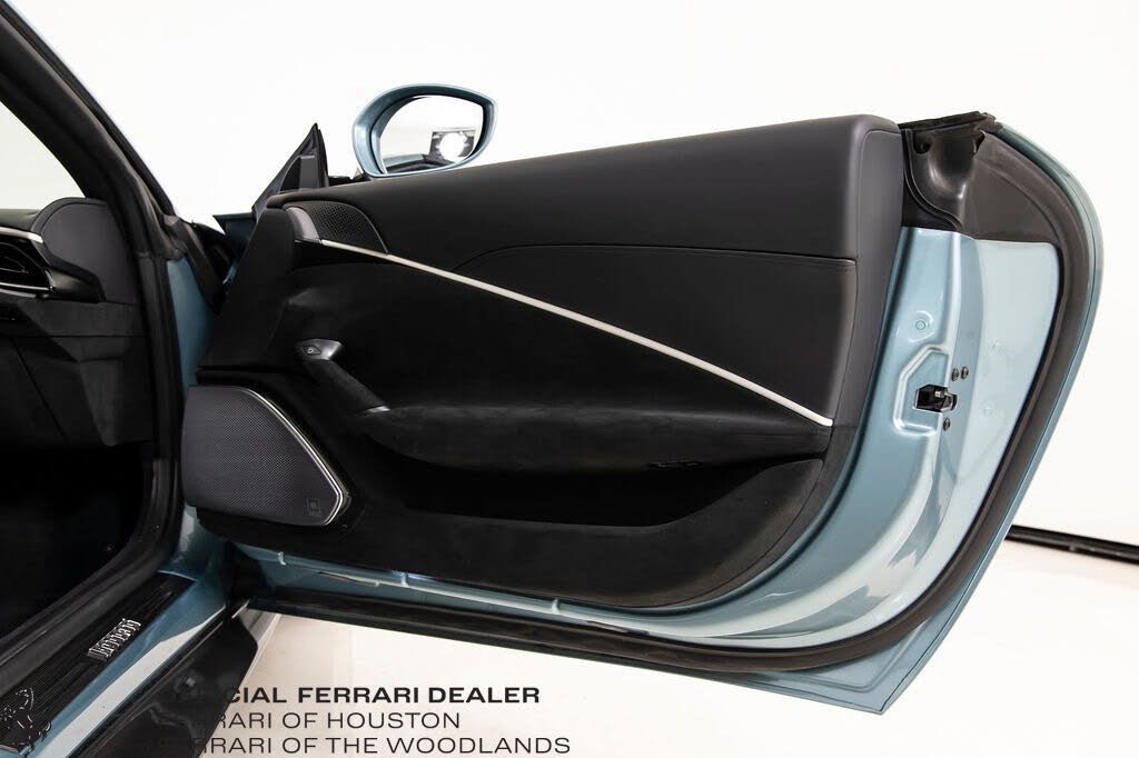 2024 Ferrari Roma Spider RWD photo 22