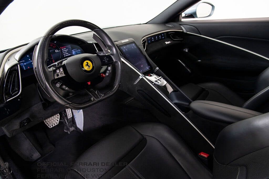 2024 Ferrari Roma Spider RWD photo 4