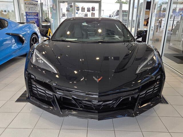 2026 Chevrolet Corvette Z06 2LZ Coupe RWD photo 2