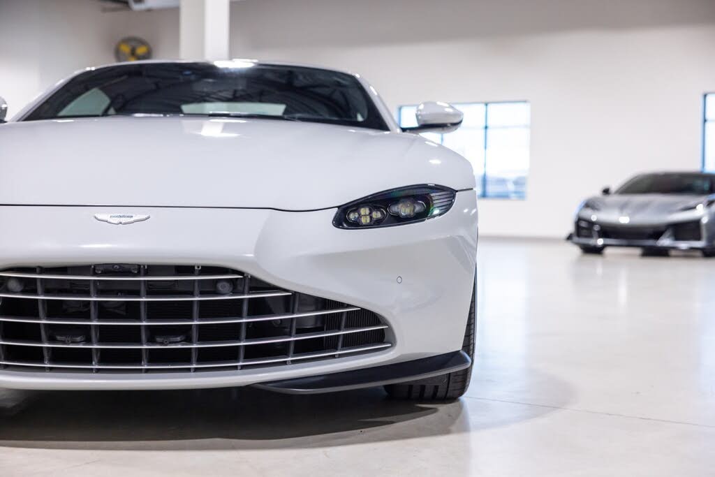 2023 Aston Martin Vantage V8 Coupe RWD photo 19