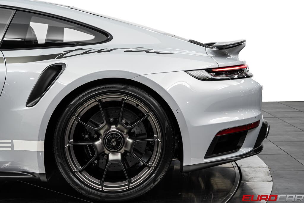 2025 Porsche 911 Turbo Coupe AWD photo 19 of 24