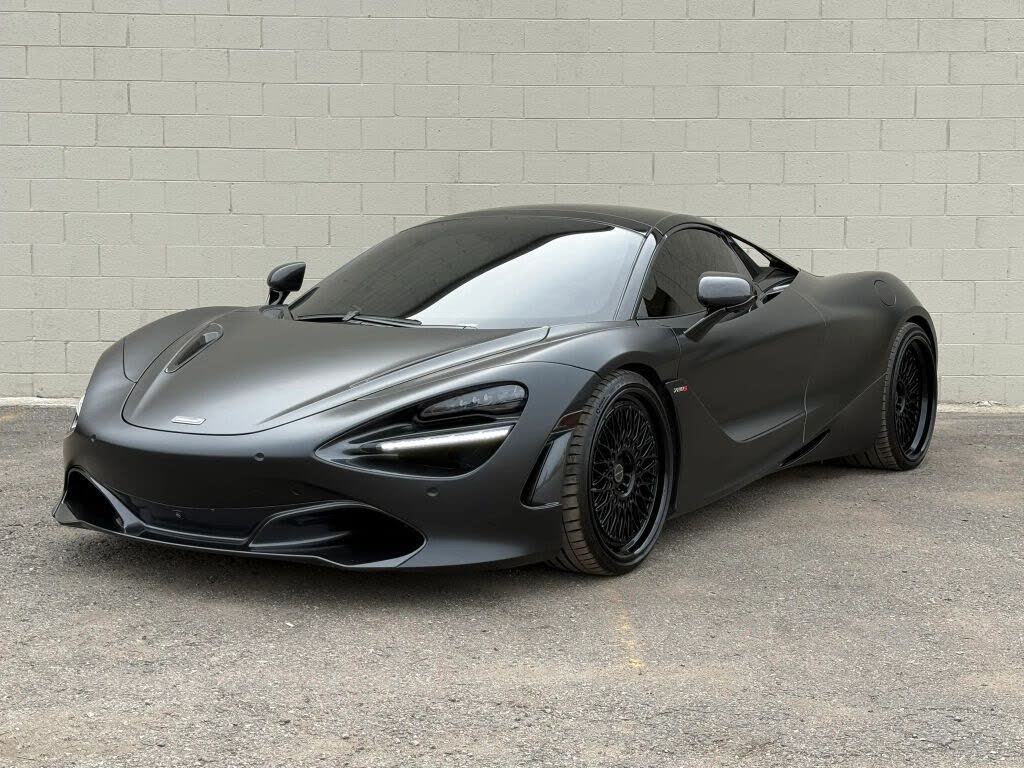 2022 McLaren 720S