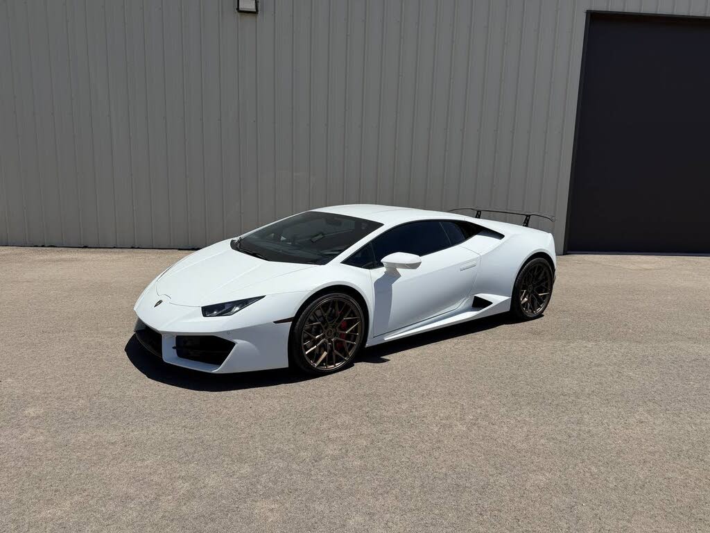 2019 Lamborghini Huracan LP 580-2 Coupe RWD