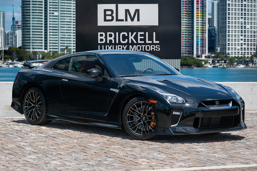 2020 Nissan GT-R Premium AWD