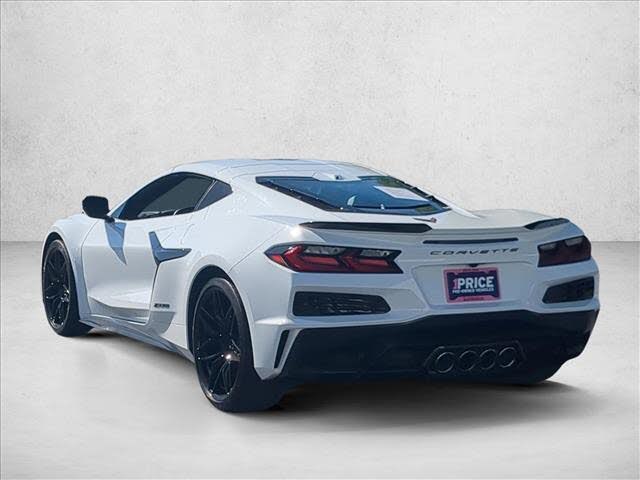 2026 Chevrolet Corvette Z06 1LZ Coupe RWD photo 8