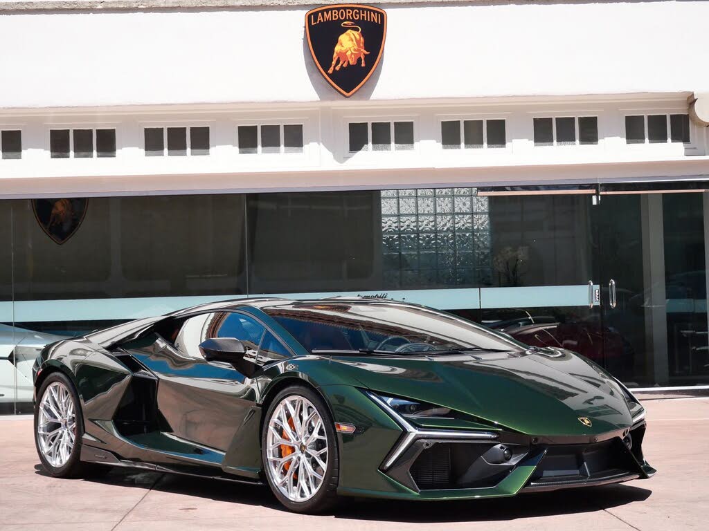 2025 Lamborghini Revuelto AWD