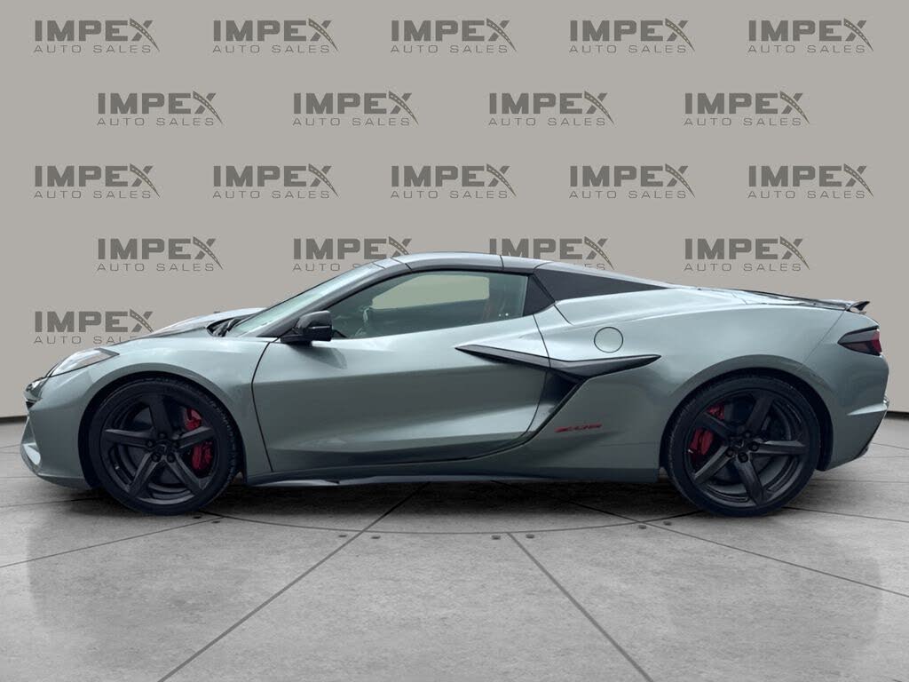 2023 Chevrolet Corvette Z06 3LZ Convertible RWD photo 3