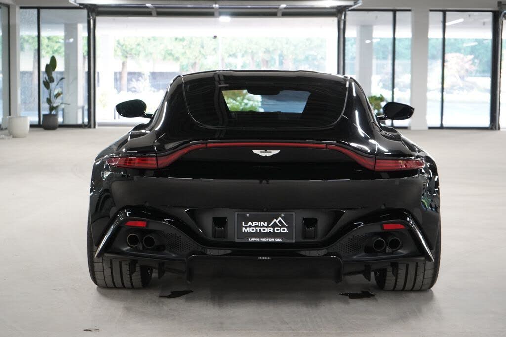 2020 Aston Martin Vantage RWD photo 8