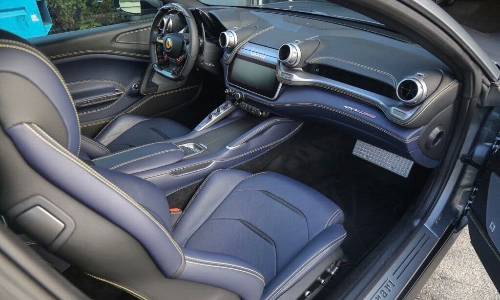 2018 Ferrari GTC4Lusso AWD photo 13
