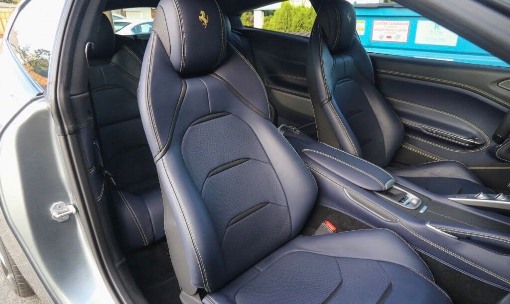2018 Ferrari GTC4Lusso AWD photo 16
