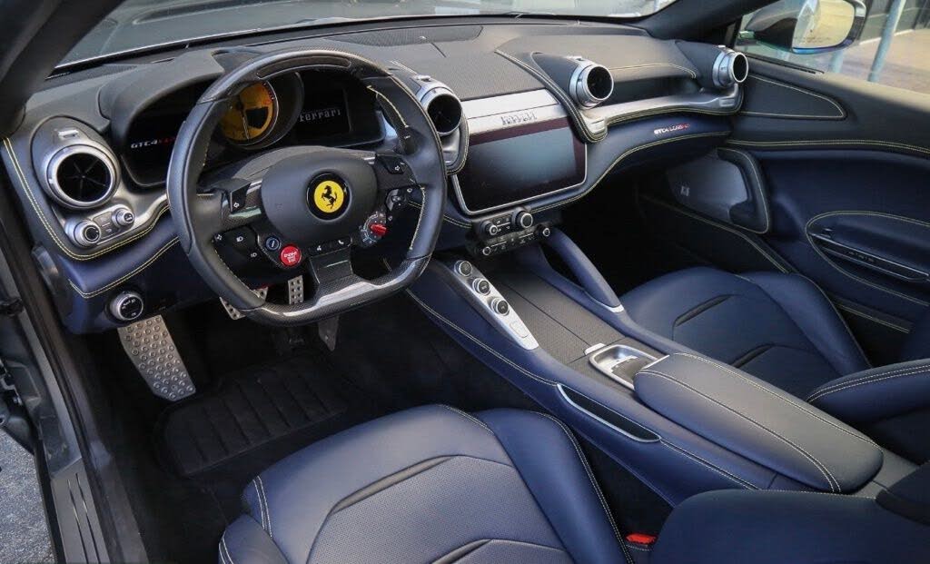 2018 Ferrari GTC4Lusso AWD photo 9