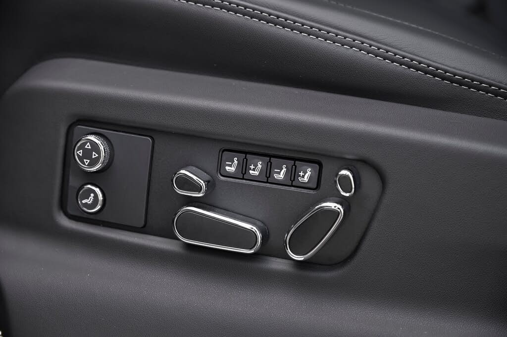 2026 Bentley Bentayga V8 AWD photo 20