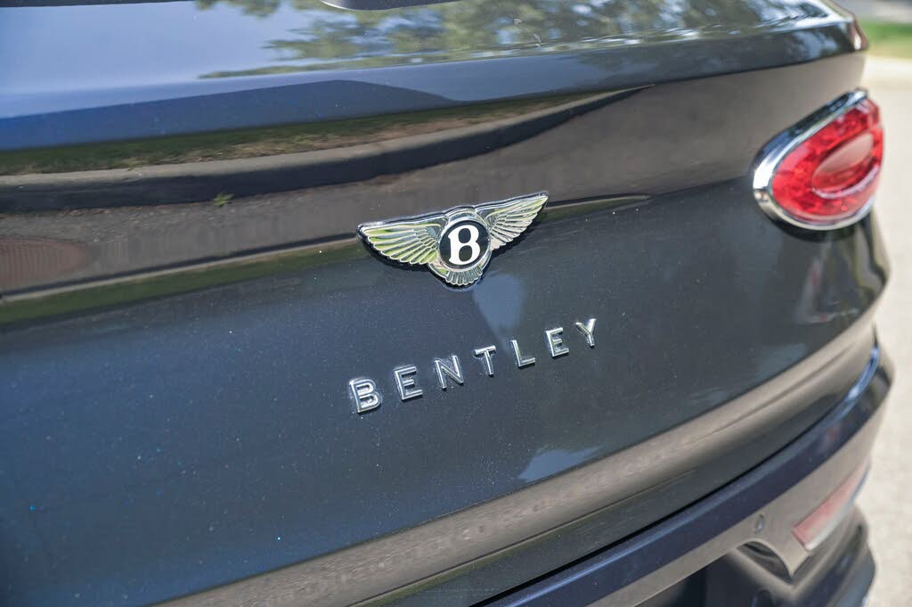 2026 Bentley Bentayga V8 AWD photo 9