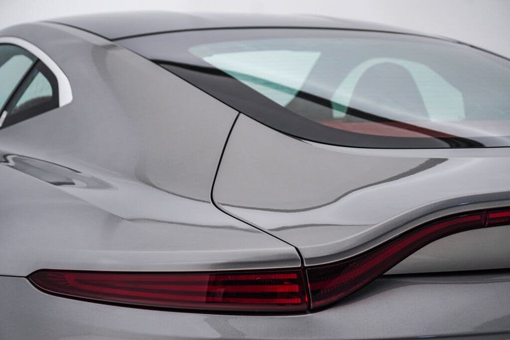2025 Aston Martin Vantage Coupe RWD photo 13