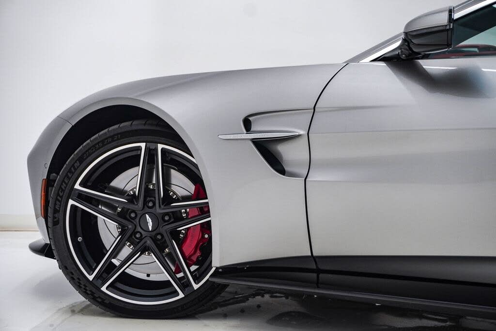 2025 Aston Martin Vantage Coupe RWD photo 14