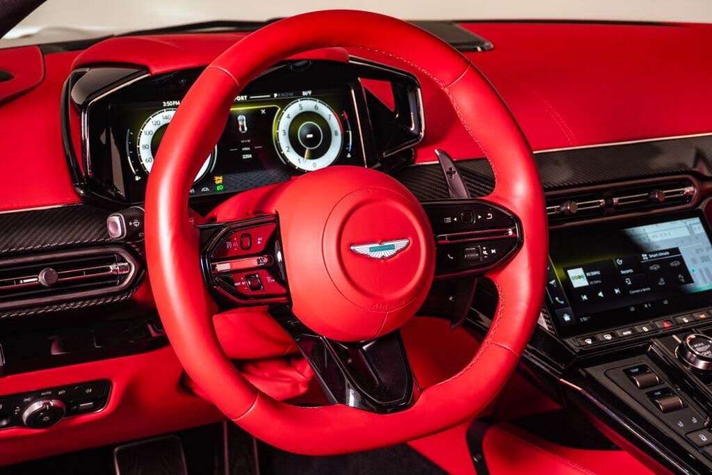 2025 Aston Martin Vantage Coupe RWD photo 24