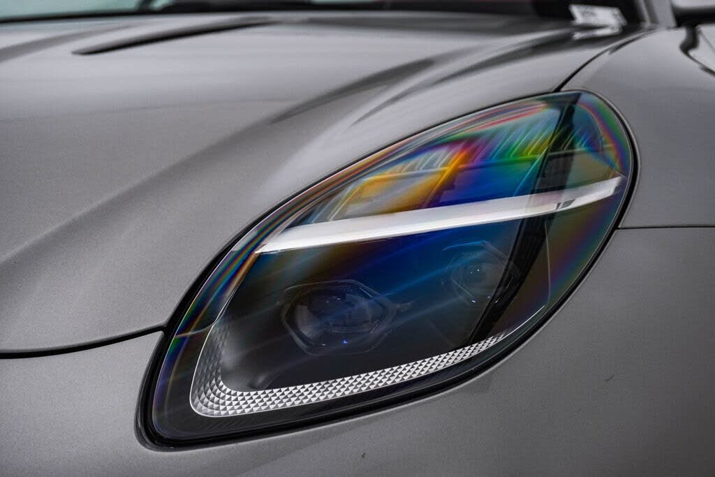 2025 Aston Martin Vantage Coupe RWD photo 6