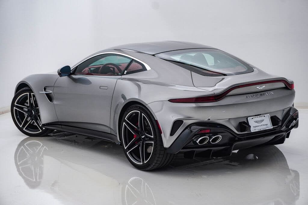 2025 Aston Martin Vantage Coupe RWD photo 10