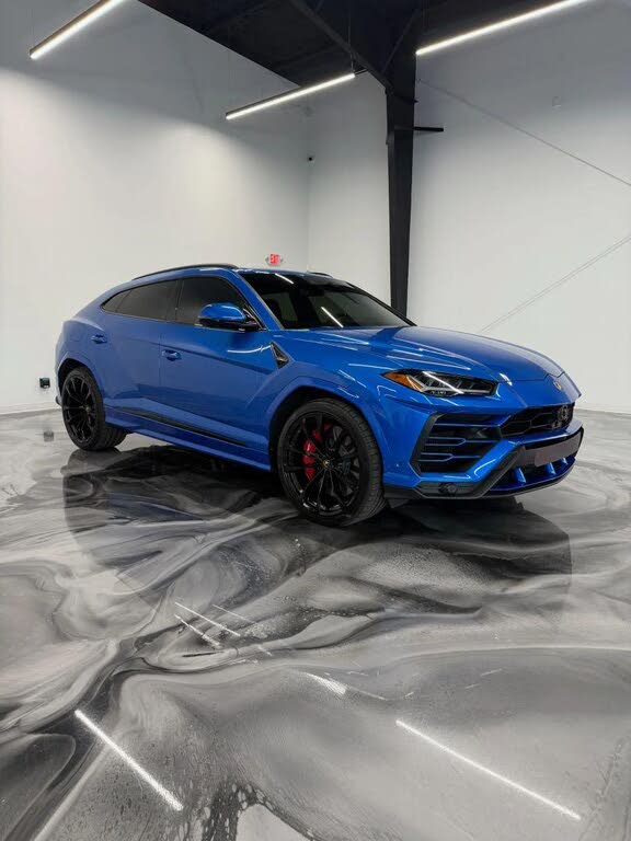 2019 Lamborghini Urus 4WD