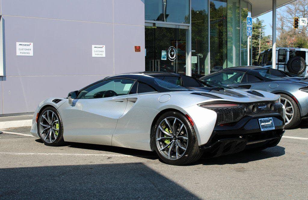 2026 McLaren Artura RWD photo 21