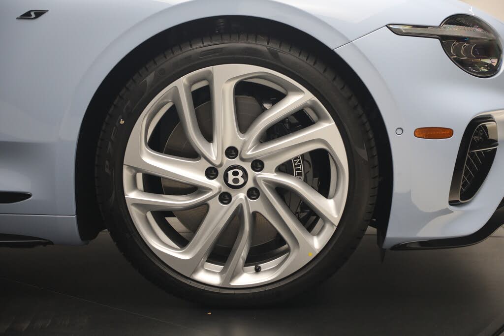 2026 Bentley Continental GT AWD photo 13