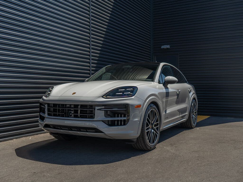 2026 Porsche Cayenne Coupe GTS AWD
