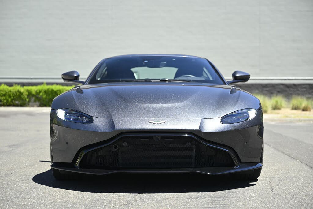 2020 Aston Martin Vantage RWD photo 4