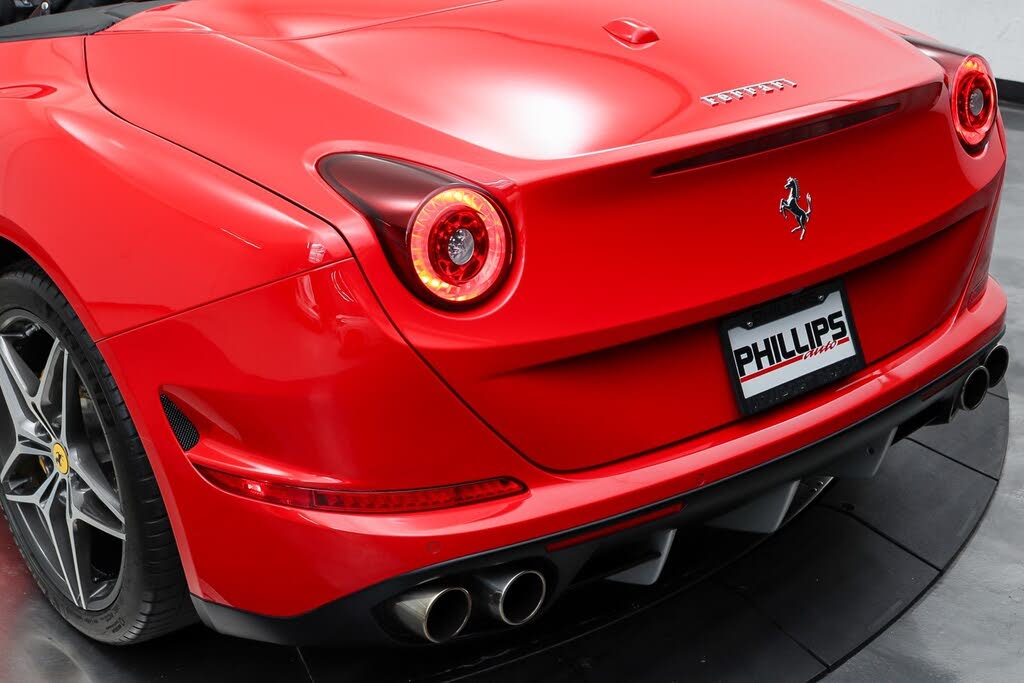 2016 Ferrari California T Roadster photo 15
