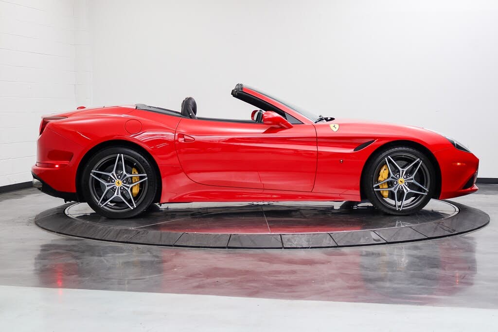 2016 Ferrari California T Roadster photo 10