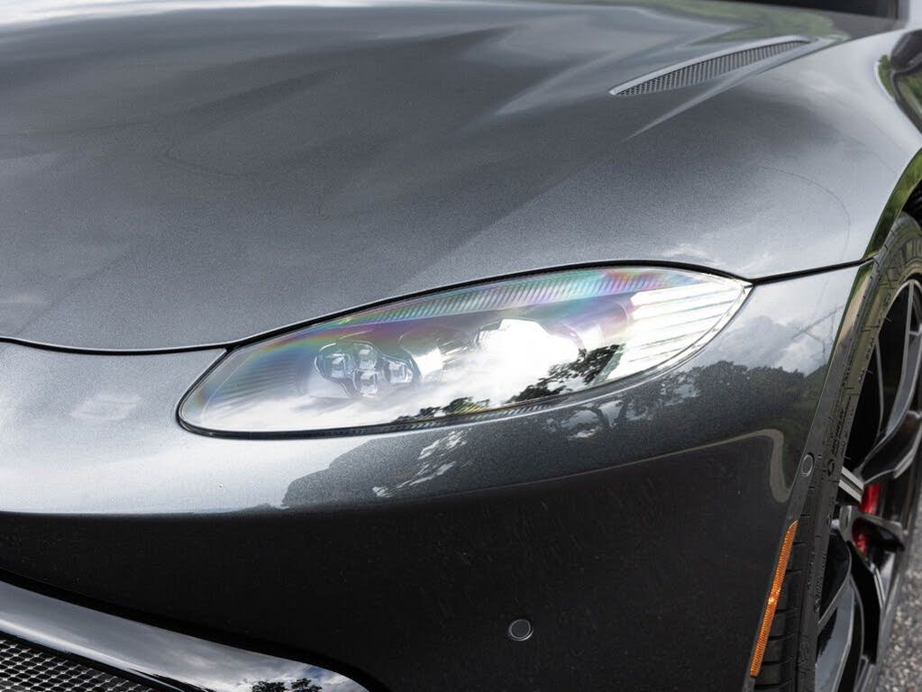 2021 Aston Martin Vantage Convertible RWD photo 12