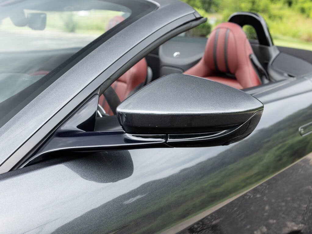 2021 Aston Martin Vantage Convertible RWD photo 17