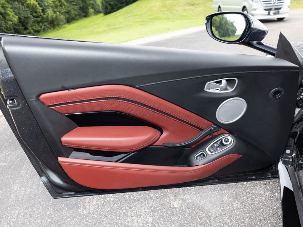 2021 Aston Martin Vantage Convertible RWD photo 18
