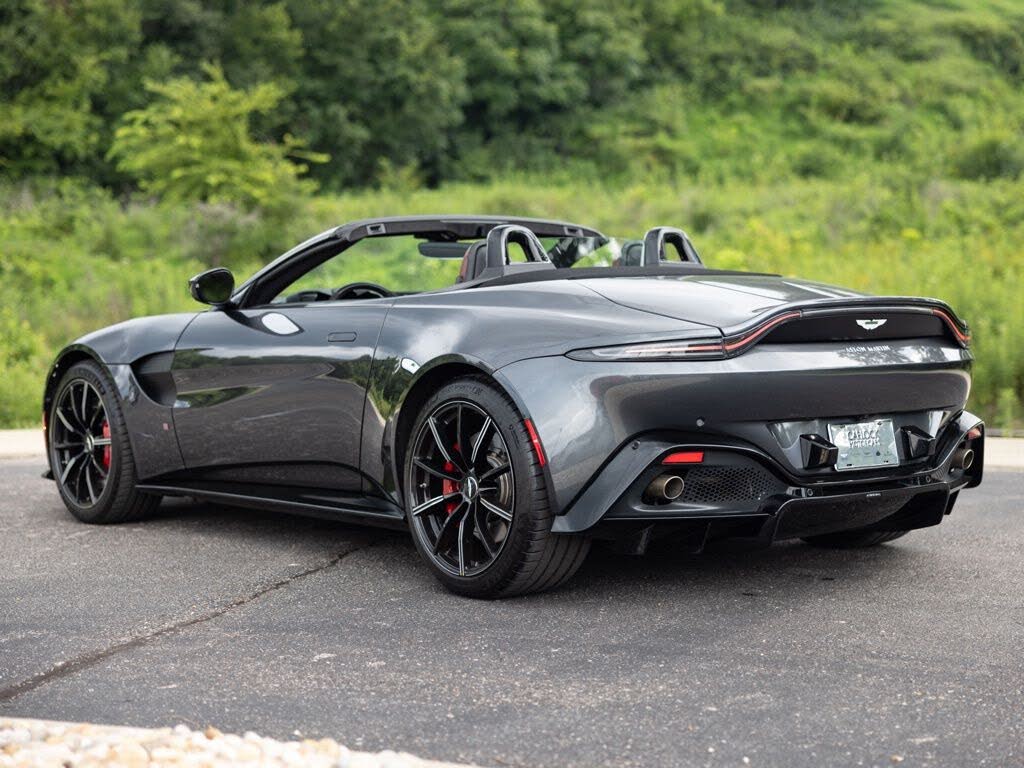 2021 Aston Martin Vantage Convertible RWD photo 3