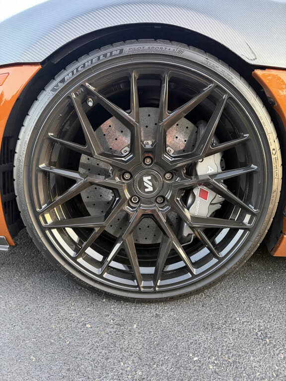 2014 Audi R8 quattro V8 Coupe AWD photo 14 of 24