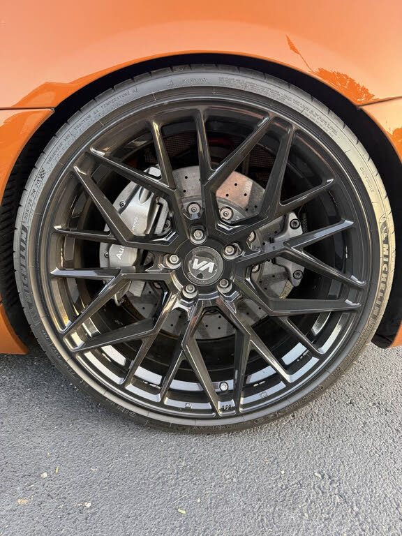 2014 Audi R8 quattro V8 Coupe AWD photo 15 of 24