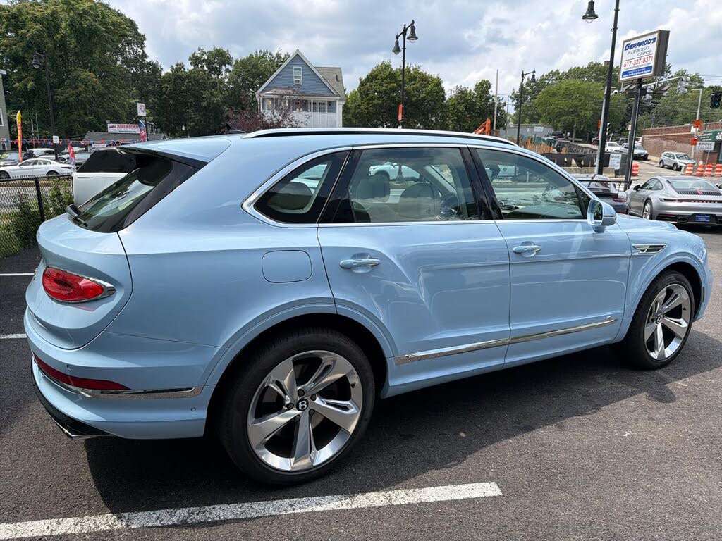 2021 Bentley Bentayga V8 AWD photo 24