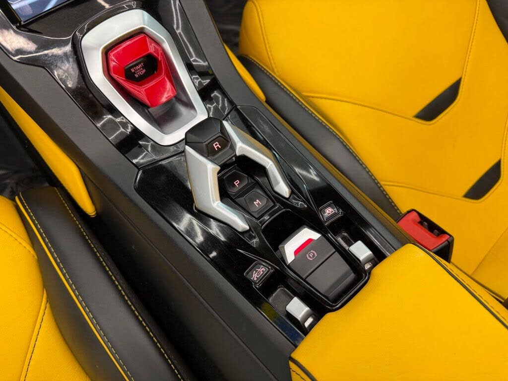 2022 Lamborghini Huracan LP 610-2 EVO Spyder RWD photo 21 of 23
