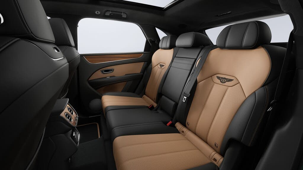 2026 Bentley Bentayga photo 6