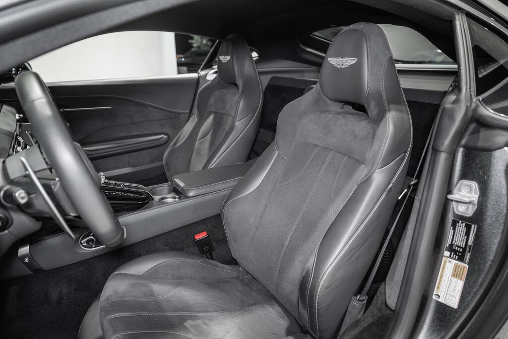2025 Aston Martin Vantage Coupe RWD photo 12