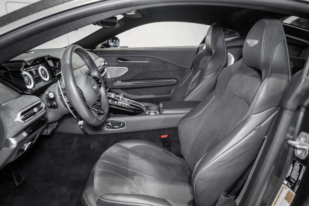 2025 Aston Martin Vantage Coupe RWD photo 13