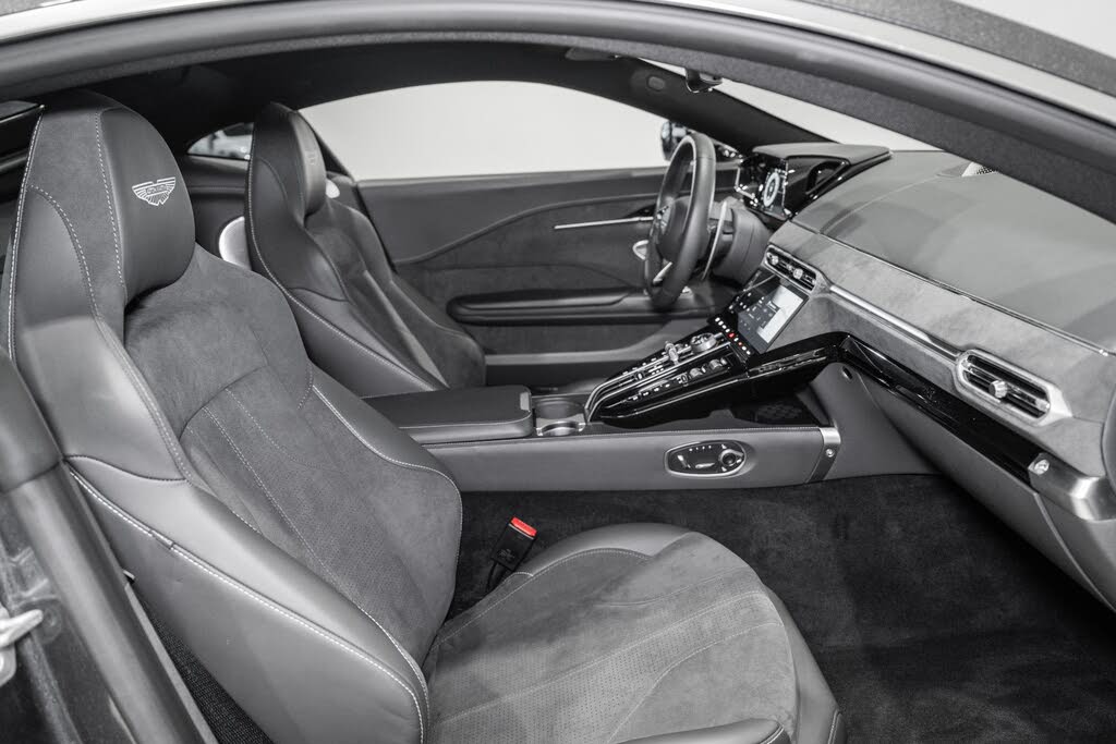 2025 Aston Martin Vantage Coupe RWD photo 14