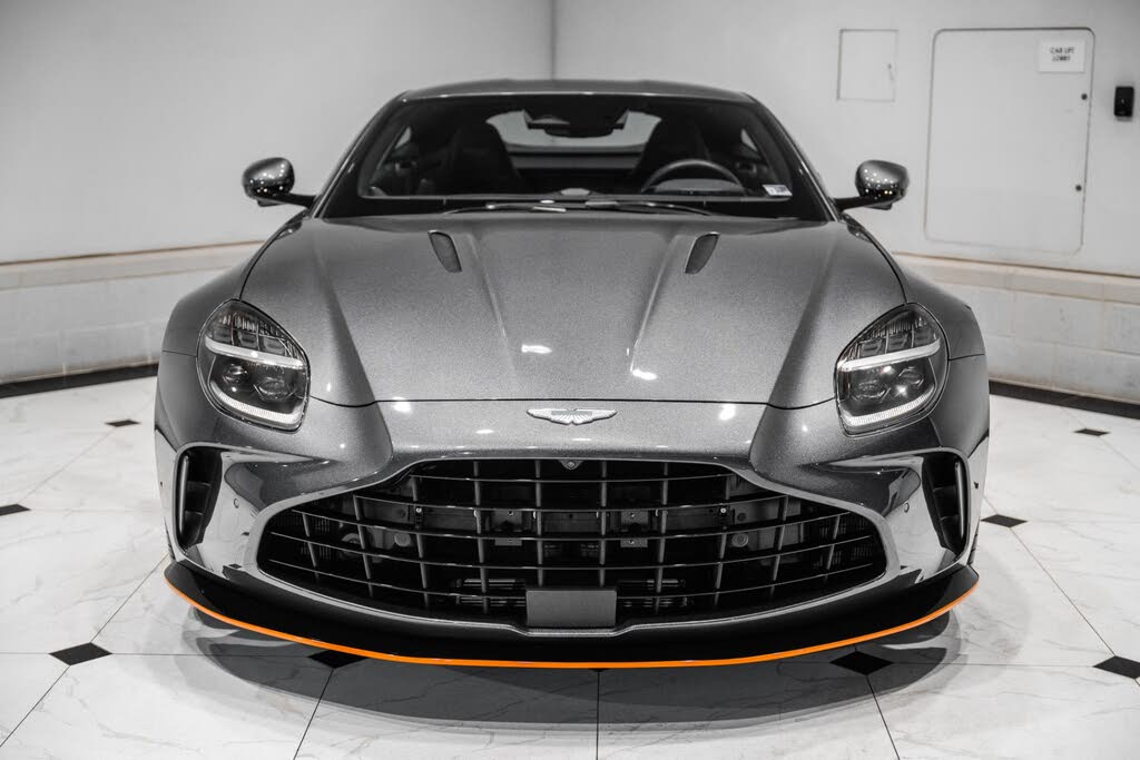 2025 Aston Martin Vantage Coupe RWD photo 7
