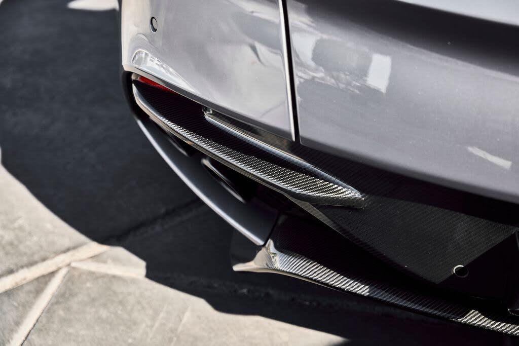 2021 Aston Martin DBS Superleggera Coupe RWD photo 15