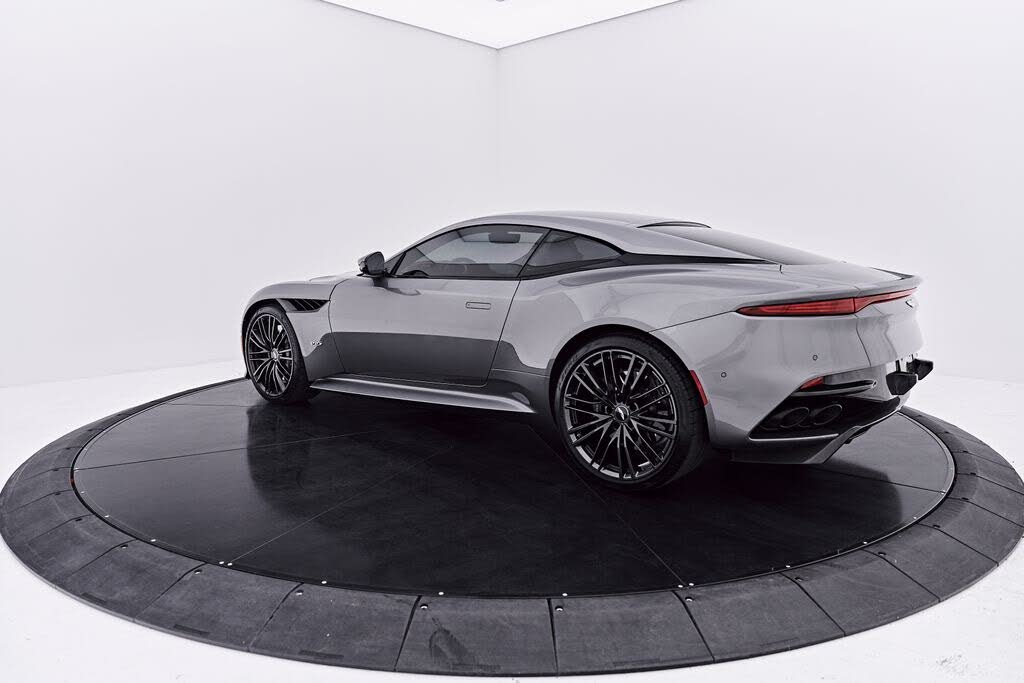 2021 Aston Martin DBS Superleggera Coupe RWD photo 18