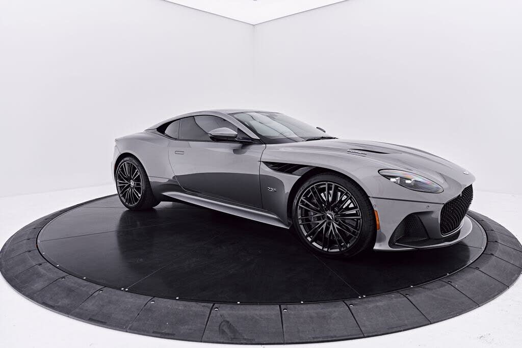 2021 Aston Martin DBS Superleggera Coupe RWD photo 22