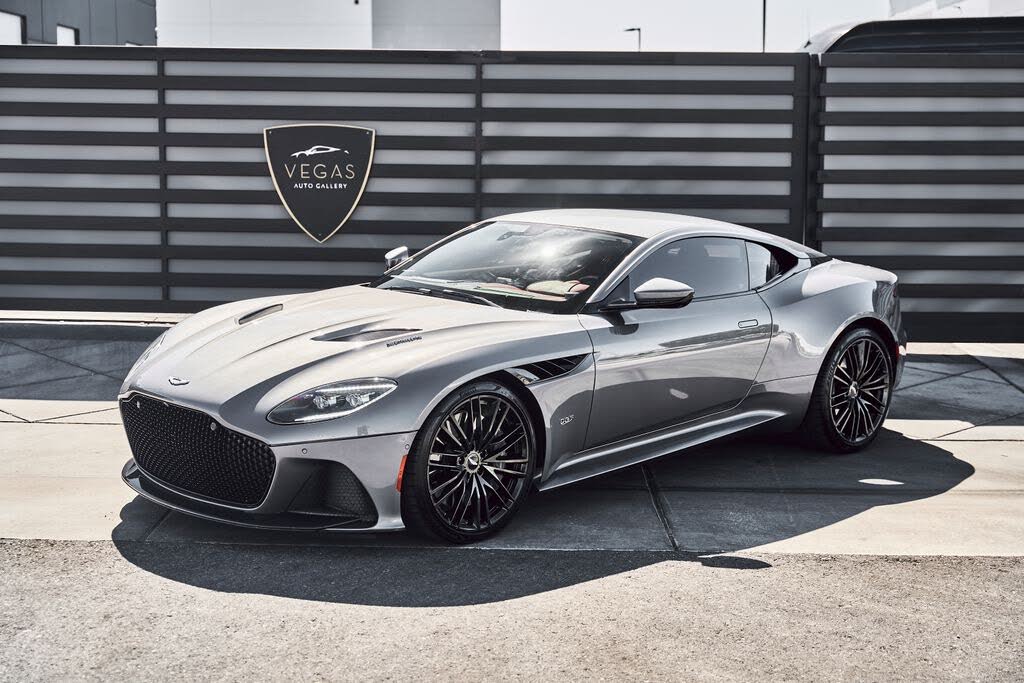 2021 Aston Martin DBS Superleggera Coupe RWD photo 5