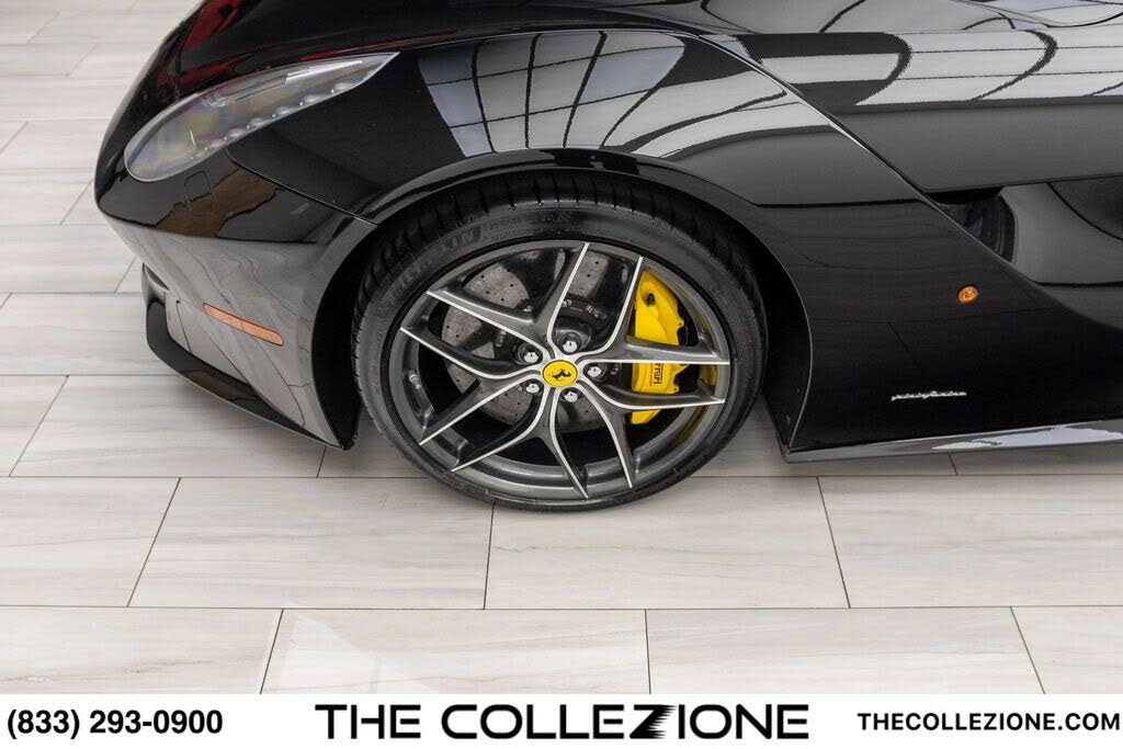 2014 Ferrari F12 Berlinetta Coupe photo 12