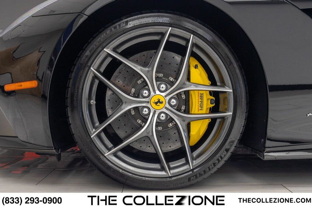 2014 Ferrari F12 Berlinetta Coupe photo 14